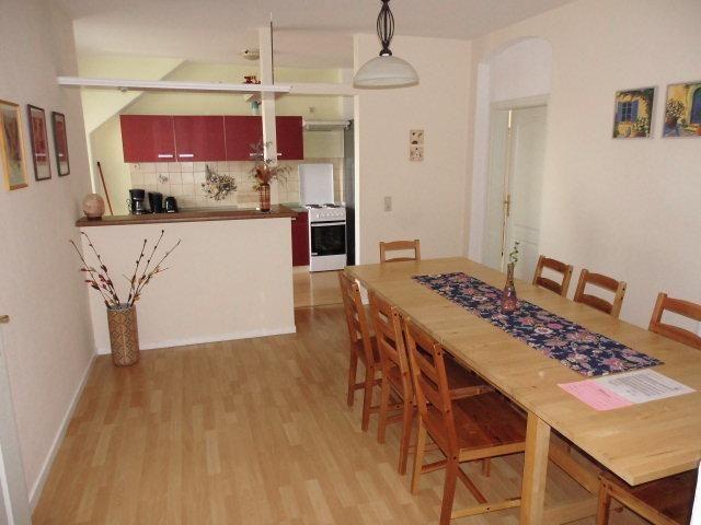 Sehr-Schoene-4-Raum-Maisonette-Fewo-Mit-110Qm-Balkon-Zentral-Preiswert-T7 Drezda Kültér fotó